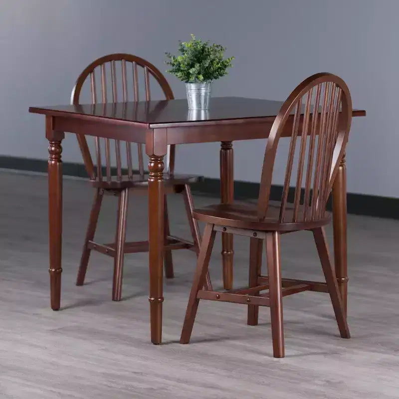 Ensemble de salle à manger 3 pièces Mornay Noyer - Winsome : Bois massif, style rustique, 2 chaises Windsor