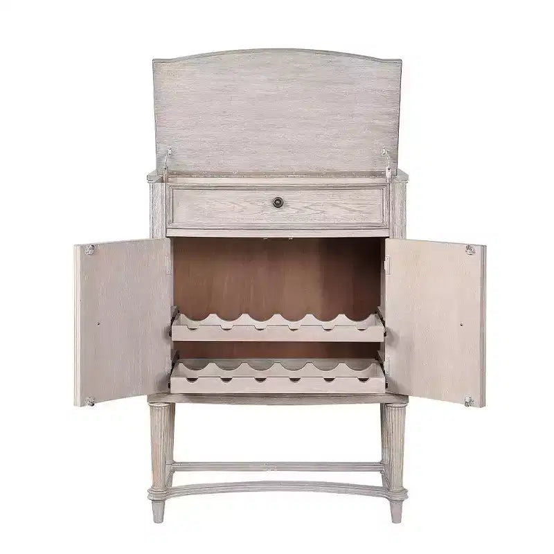 Meuble bar Wynsor d'Acme Furniture, finition blanc cassé vieilli