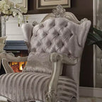 Fauteuil en tissu Versailles de 33 po, ivoire/blanc cassé - Acme Furniture : conception traditionnelle croissante, aucun assemblage requis