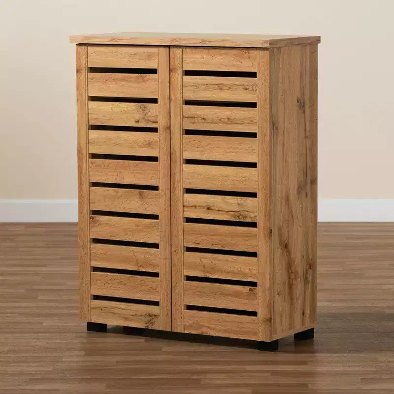 Adalwin Wood Armoire 2 Portes Chêne Brun - Baxton Studio : Organisateur de Chaussures d'Entrée, 5 Étages