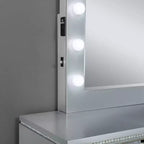 Ensemble de chambre Tenaya de 5 pièces pour grand lit double (Eastern King) argenté/gris - HOMES: Inside + Out