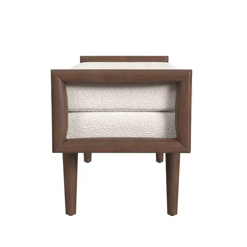 Banc HomePop en bouclette rembourré avec base en bois crème : finition noyer mi-clair, forme rectangulaire, revêtement en polyester