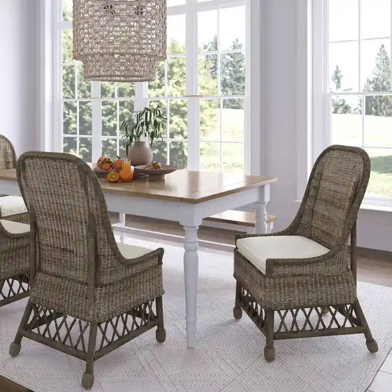 Chaise d'appoint de salle à manger en rotin naturel avec coussin, par East at Main