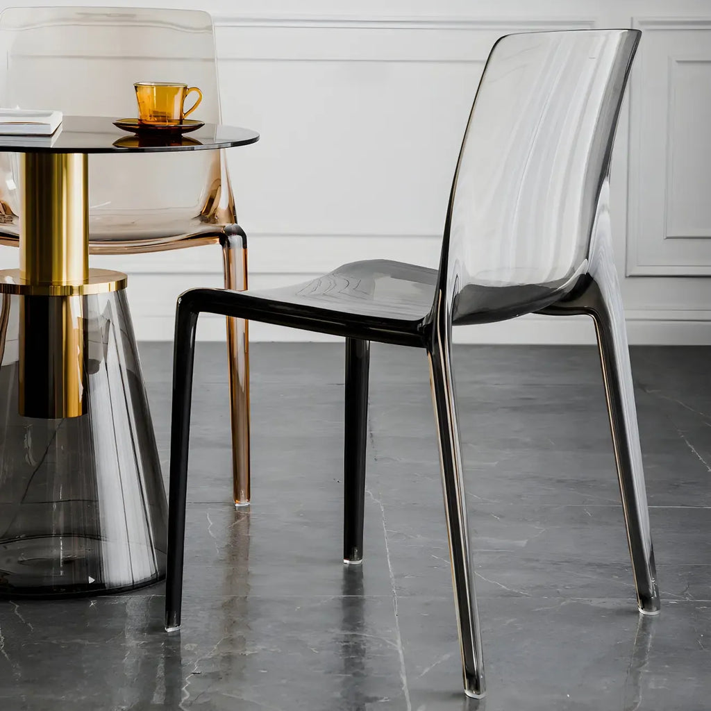 Chaise de salle à manger en acrylique ambré sans accoudoirs et à dossier bas