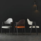 Chaise de salle à manger en cuir moderne avec dossier incurvé et ouvert