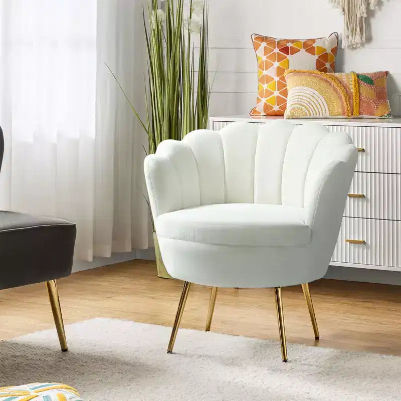 Fauteuil d'appoint de salon Yves Fauteuil club confortable avec pieds en métal doré | Karat Home