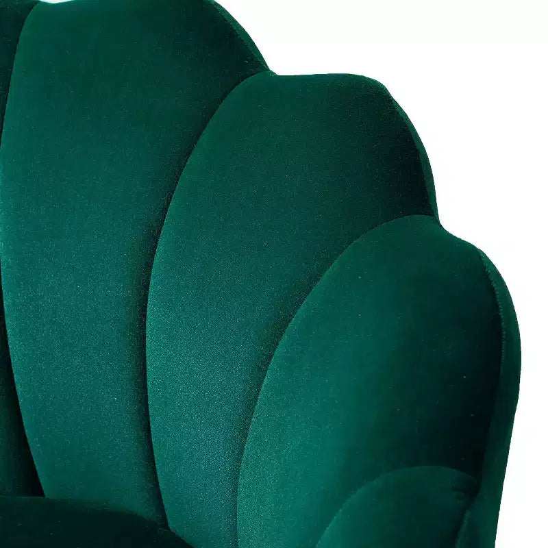 Fauteuil d'appoint de salon Yves Fauteuil club confortable avec pieds en métal doré | Karat Home