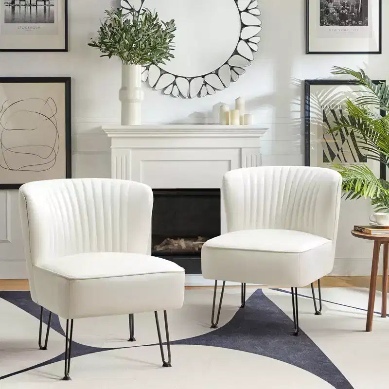 Lot de 2 chaises d'appoint Eustacio mi-dossier capitonnées en similicuir avec base en métal | Karat Home