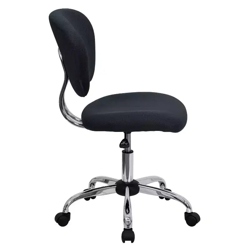Chaise de bureau pivotante Emma et Oliver avec dossier mi-hauteur en maille et rembourrage, et base chromée