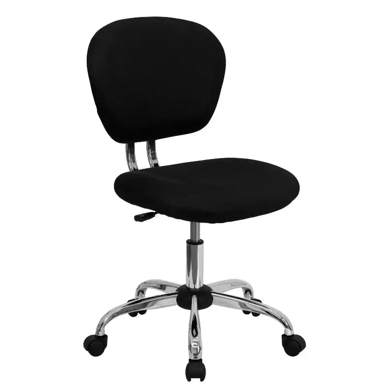 Chaise de bureau pivotante Emma et Oliver avec dossier mi-hauteur en maille et rembourrage, et base chromée