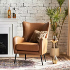 Fauteuil classique Harpocrates à dossier haut et garniture cloutée | ART OF LIVING DESIGNS