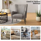 Fauteuil classique Harpocrates à dossier haut et garniture cloutée | ART OF LIVING DESIGNS