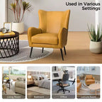 Fauteuil classique Harpocrates à dossier haut et garniture cloutée | ART OF LIVING DESIGNS