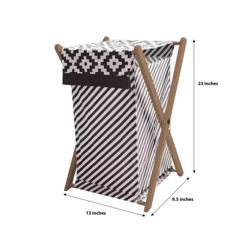 Bacati - Panier à linge Love Noir/blanc avec cadre en bois
