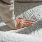 HOMES: Intérieur et Extérieur Fauteuil d'appoint profond Sunhaven Contemporary en tissu bouclé