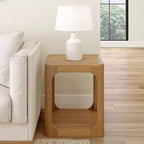 Table d'appoint carrée en bois massif Plank+Beam 20 avec étagère, table de chevet avec rangement pour salon