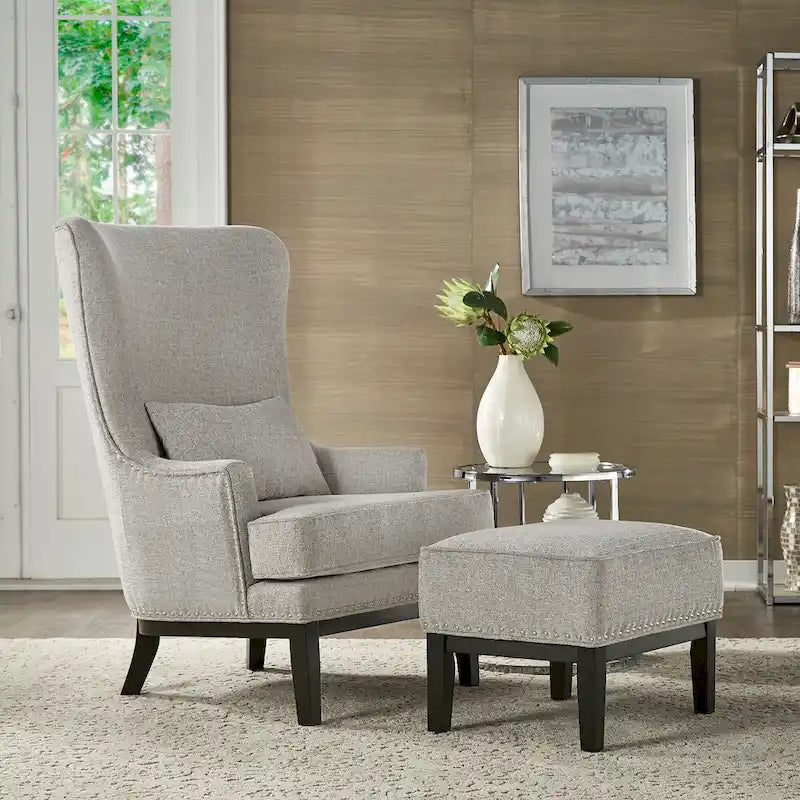 Fauteuil de salon à dossier haut ailé Capella avec repose-pieds par iNSPIRE Q Artisan