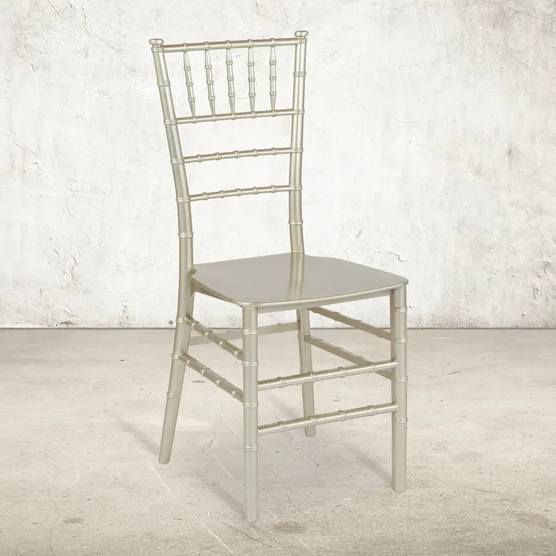Chaise Chiavari empilable en résine - 15L x 18,75P x 35H - 15L x 18,75P x 35H