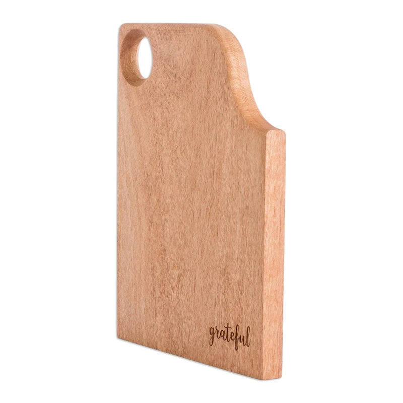 Planche à découper en bois « Gourmandises Vibrantes » Novica fait main