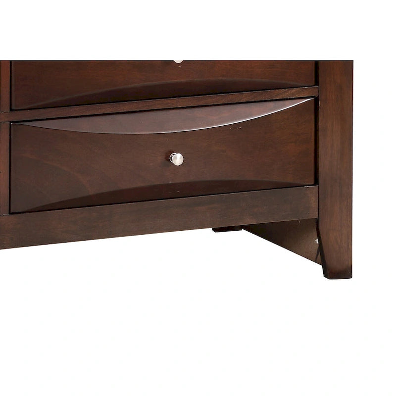 Commode Marilla 8 tiroirs de Glory Furniture