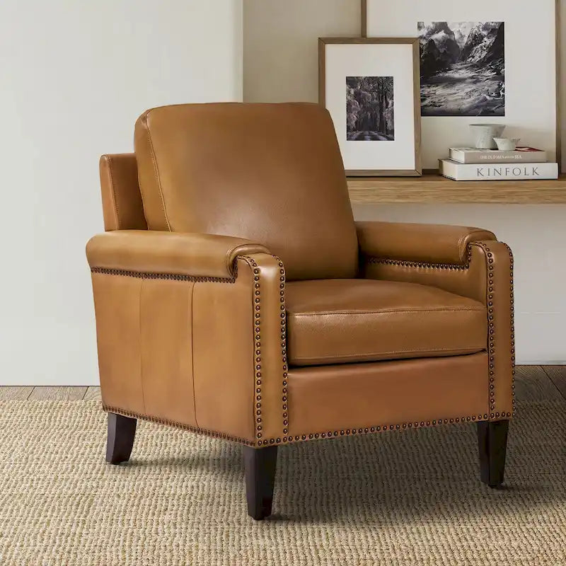 Fauteuil Kunz de transition en cuir véritable avec coussin amovible et clous décoratifs par HULALA HOME