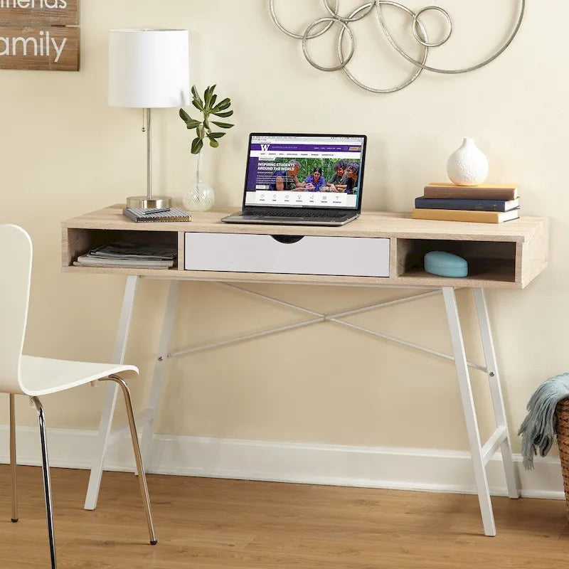 Bureau Edison de style Mid-century pour un mode de vie simple