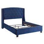 Lit capitonné Summit Wingback de Roundhill Furniture avec clous décoratifs