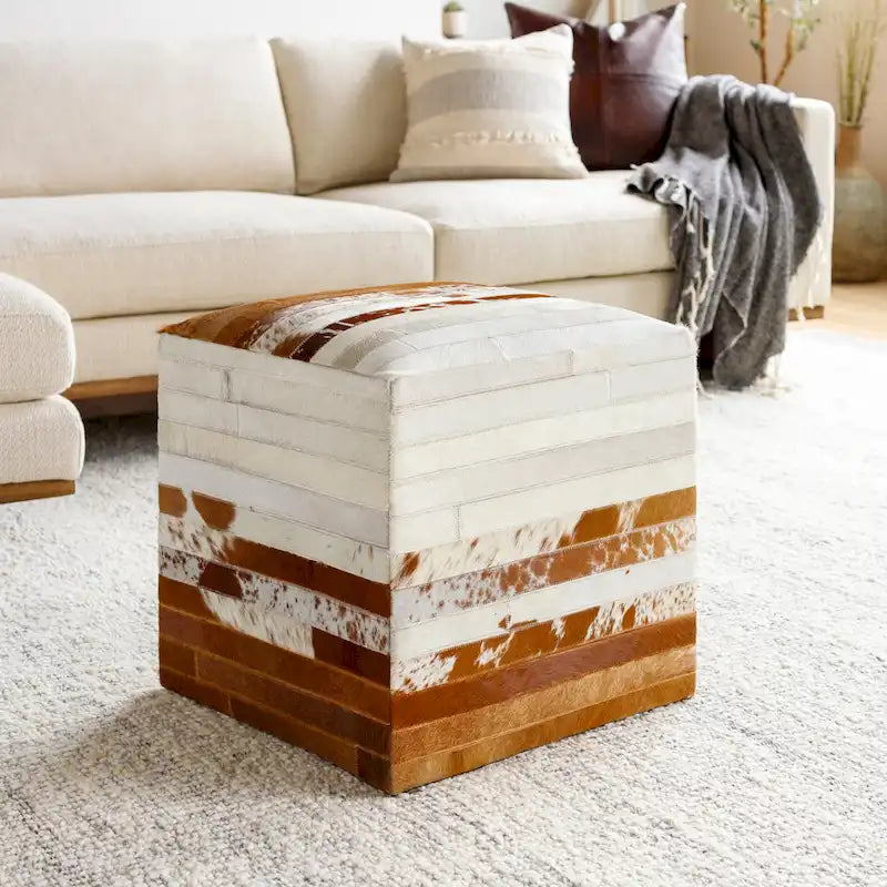 Pouf ottoman cube en cuir de vache Livabliss Cattle Range