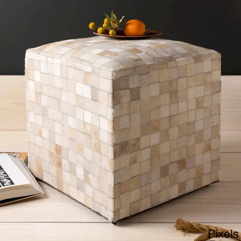 Pouf ottoman cube en cuir de vache Livabliss Cattle Range