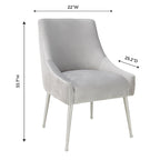 Chaise d'appoint plissée en velours gris clair Carson Carrington Tasback