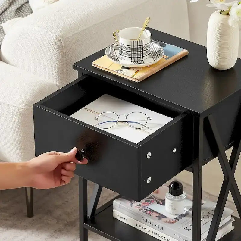 Ensemble de chambre à coucher 3 pièces Javlergo avec cadre de lit plateforme en métal et ensemble de 2 tables de nuit