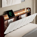 Lit plateforme avec station de recharge USB et tête de lit rembourrée de rangement, cadre de lit LED, sommier tapissier non requis
