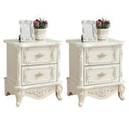 Table de chevet traditionnelle en bois blanc sculpté à 3 tiroirs