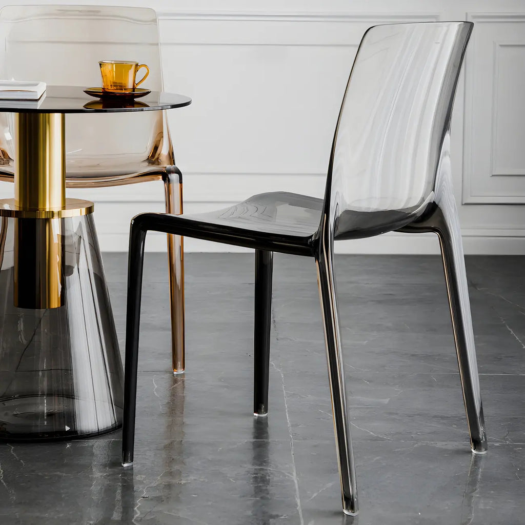 Chaise de salle à manger en acrylique ambré sans accoudoirs et à dossier bas