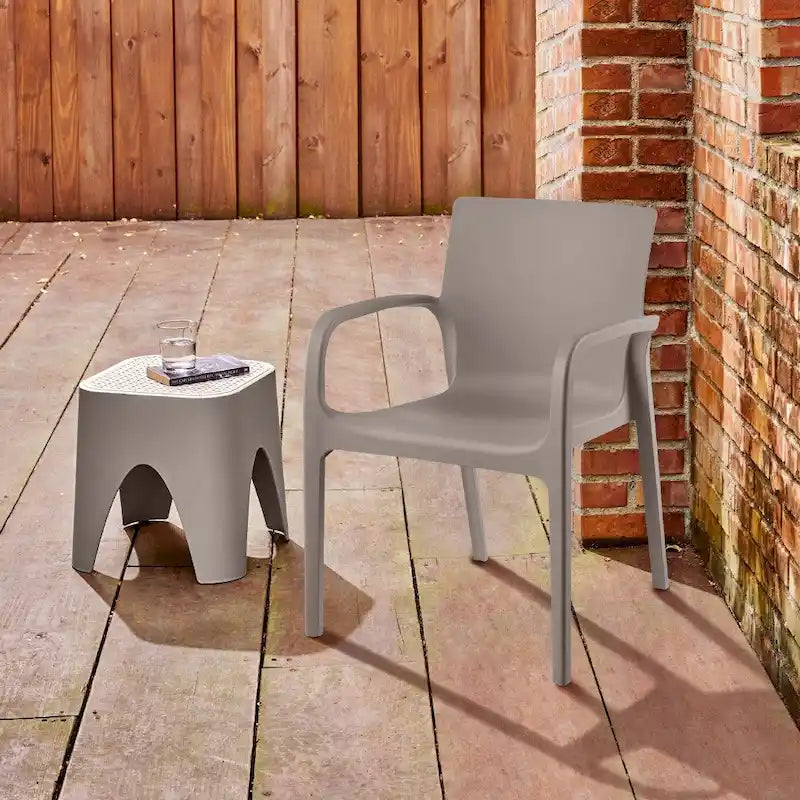 Chaise de salle à manger empilable avec accoudoirs Alissa, en résine, tout temps, lot de 2
